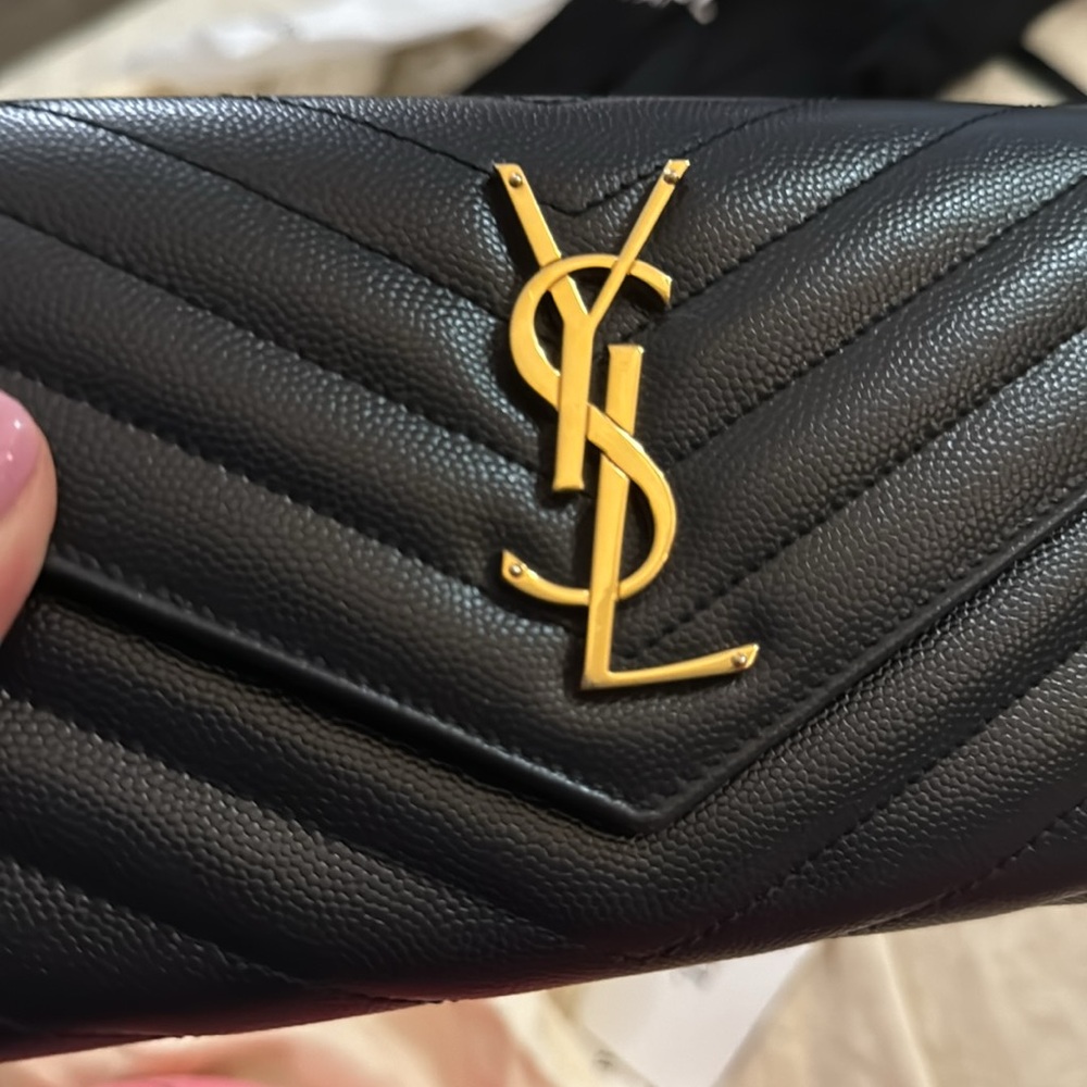 ❌SOLD❌EUC Authentic Saint Laurent Monogram Matelasse Leather Wallet Navy Blue - Picture 12 of 13